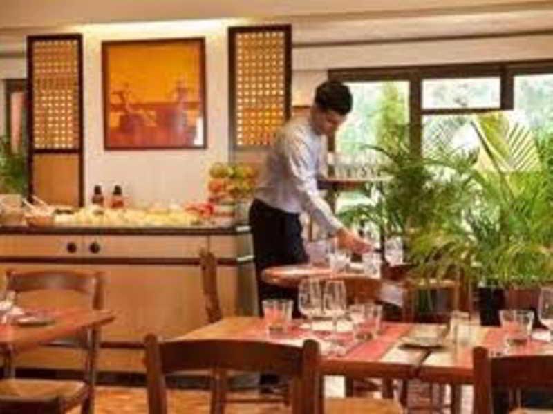 钟楼阿拉斯圣尼克拉酒店 圣尼古拉 餐厅 照片